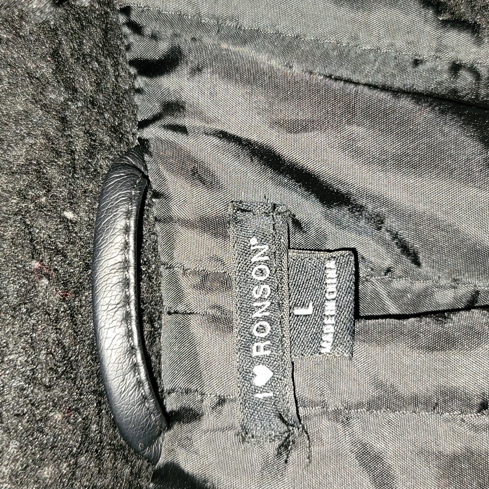 I ❤ Ronson jacket moto black faux leather and sherpa neckline silver zippers - Picture 2 of 12